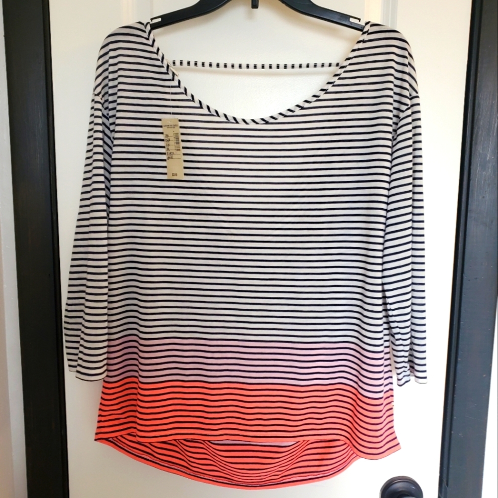 American Eagle Outfitters - Sz Large - Womens Shirt - NWT